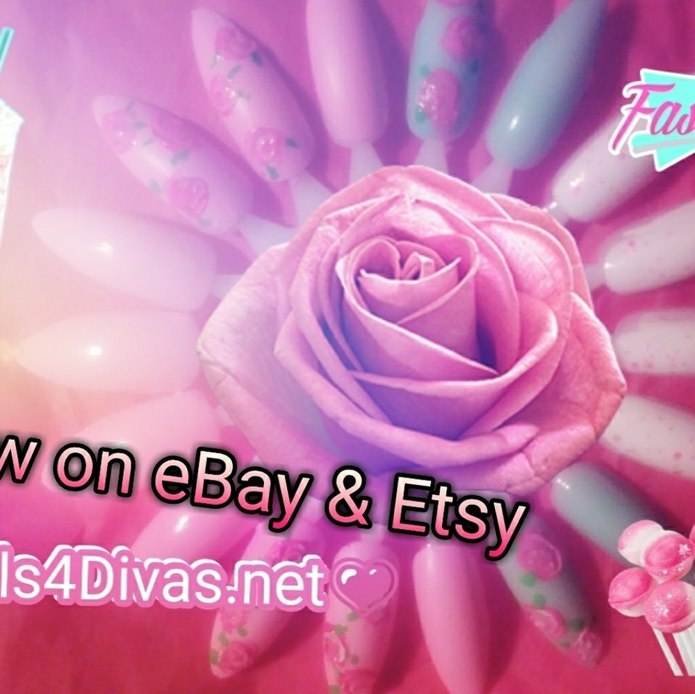 Fake Nails - Picture 2 of 3